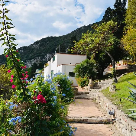 Ippocampo Blanc Ferienhaus *