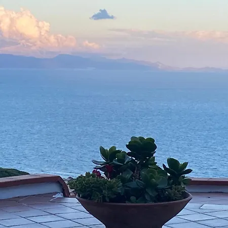 Ferienhaus Ippocampo Blanc San Felice Circeo